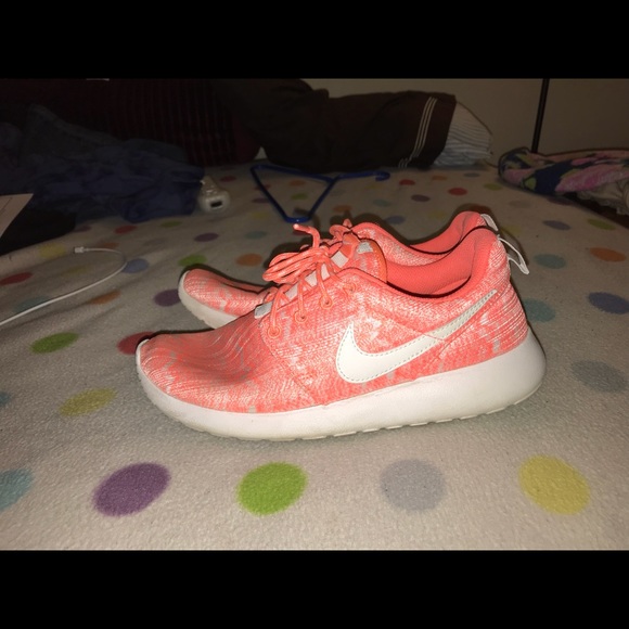 NIKE ROSHES - Picture 2 of 4